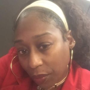 Meet your Posher, Lovely lisa